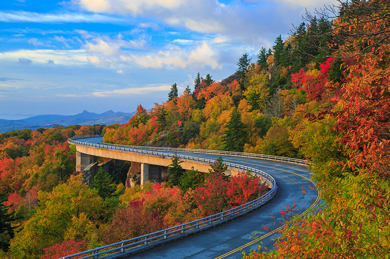 Blue Ridge Parkway, Asheville | Haywood Park Hotel & Atrium